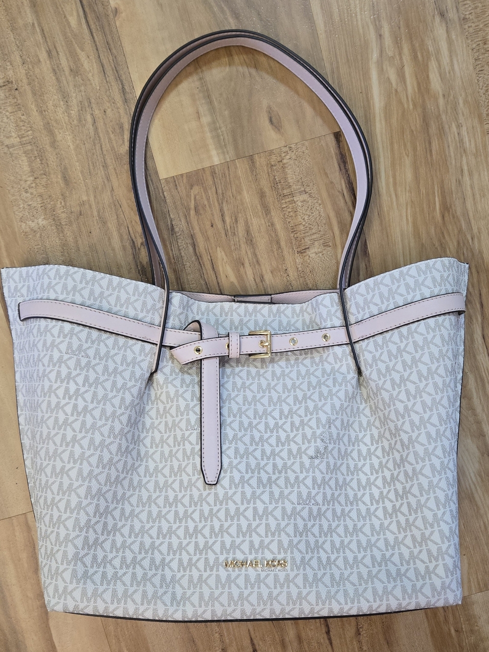 Michael Kors Emilia Large Logo Tote Bag - Vanilla / Powder Blush (NWOT)